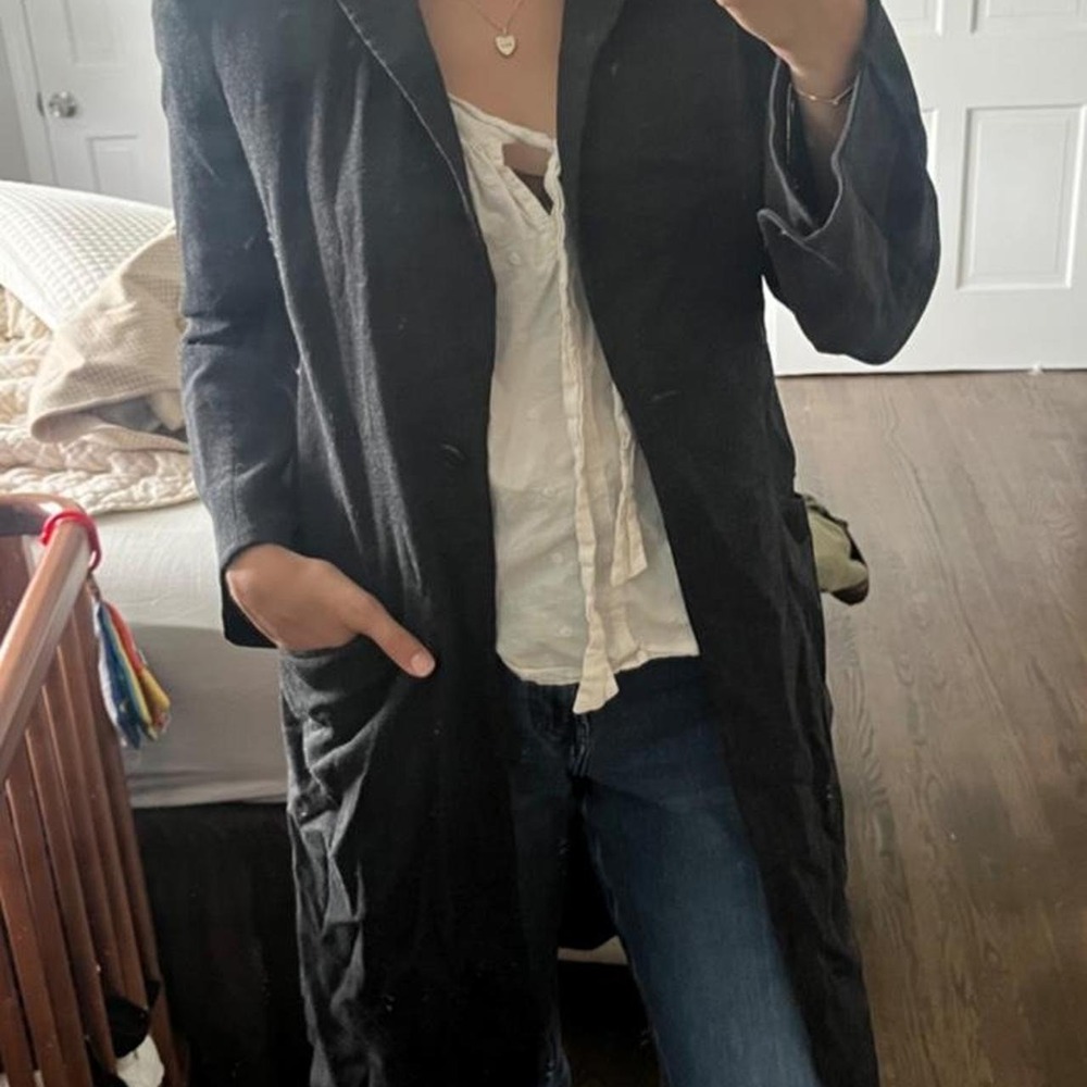Max Studio black wool blend trench coat with pockets, size 2